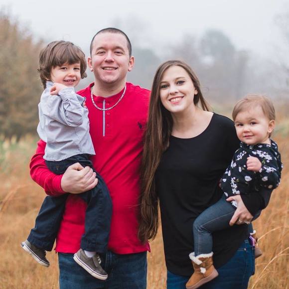 Meet your Posher, Courtney - Picture 1 of 1